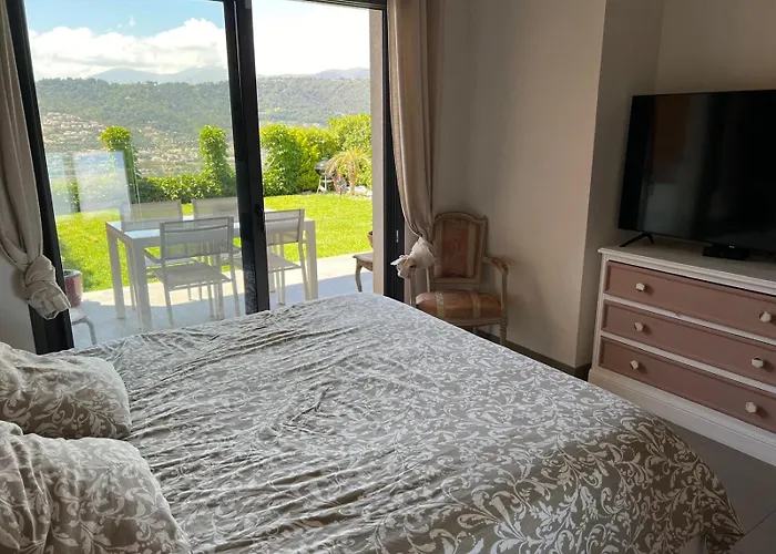 Joli 3 Pieces Ensoleille Sur Les Hauteurs De Nice