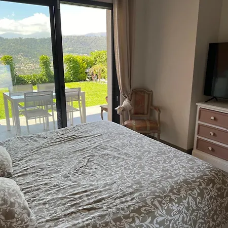 Joli 3 Pieces Ensoleille Sur Les Hauteurs De Nizza Exterior foto