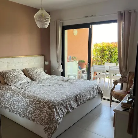 Joli 3 Pieces Ensoleille Sur Les Hauteurs De Nizza Exterior foto
