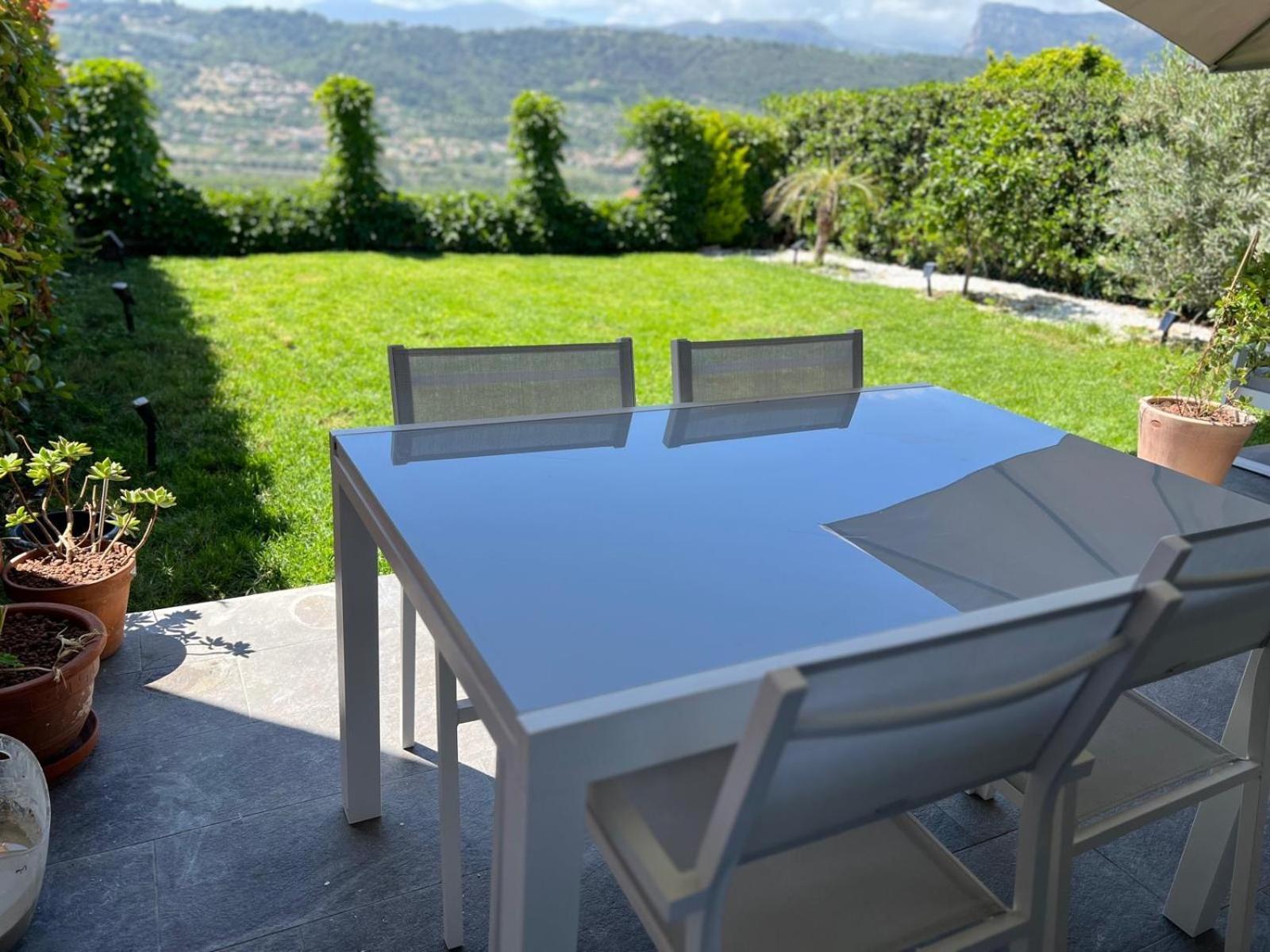 Joli 3 Pieces Ensoleille Sur Les Hauteurs De * Nice